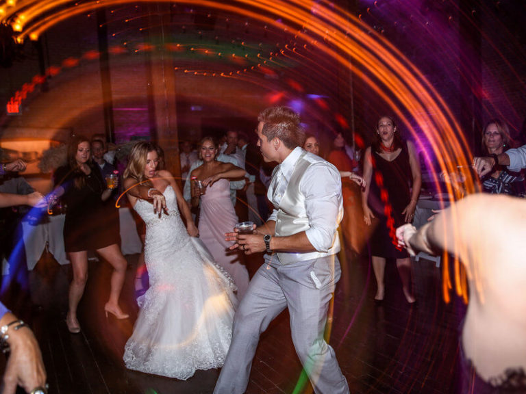 bride-and groom-dancing-at-reception