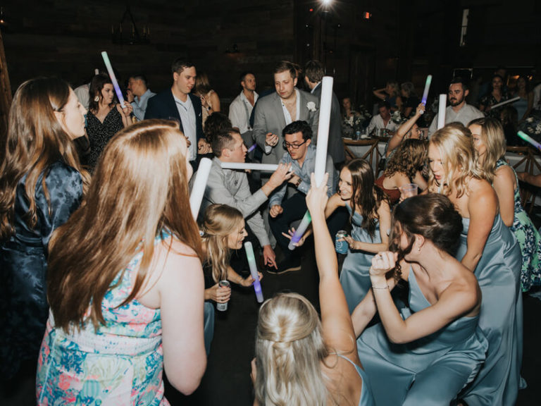 guests-dancing-at-reception